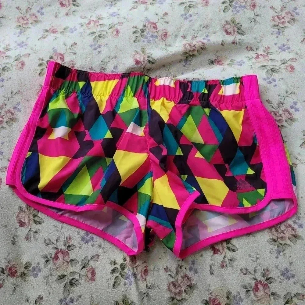 ✨Free with any Purchase✨